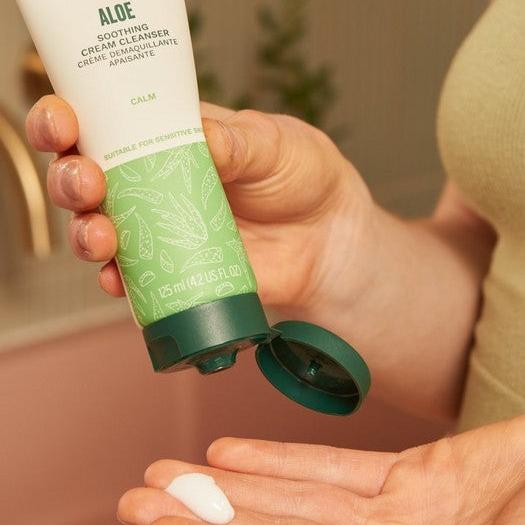 Aloe Soothing Cream Cleanser - Image 3