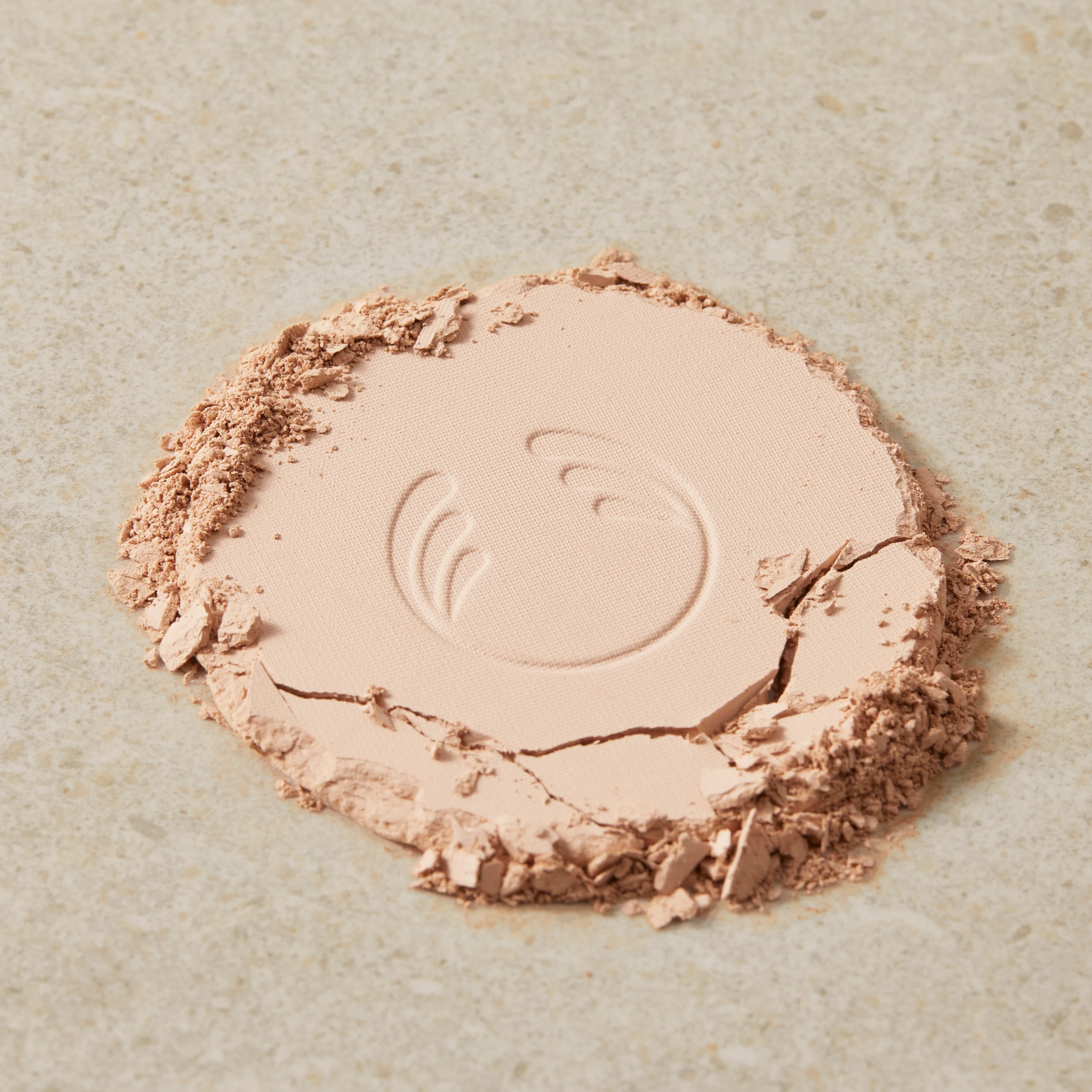 Tea Tree Face Base - Image 5
